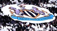 Newcastle United, dev cezayla kar�� kar��ya