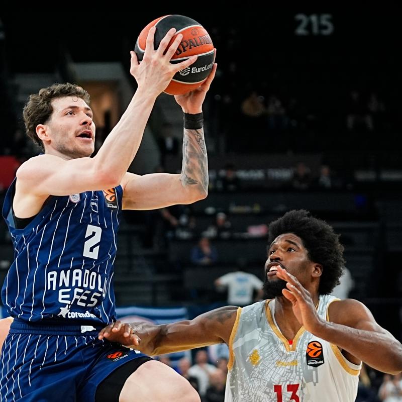 Anadolu Efes Belgrad'da Maccabi Rapyd ile kar�� kar��ya gelecek