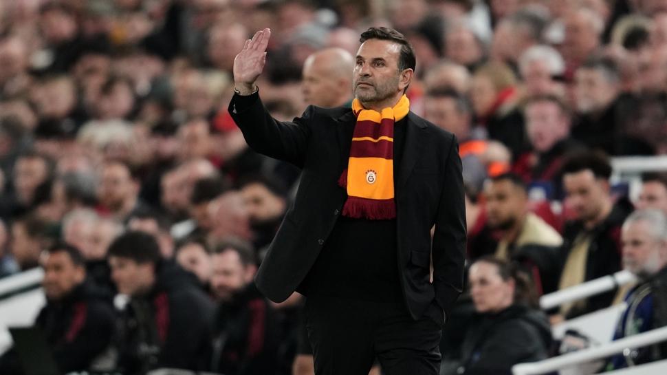 Buruk Tottenham'ı reddetti