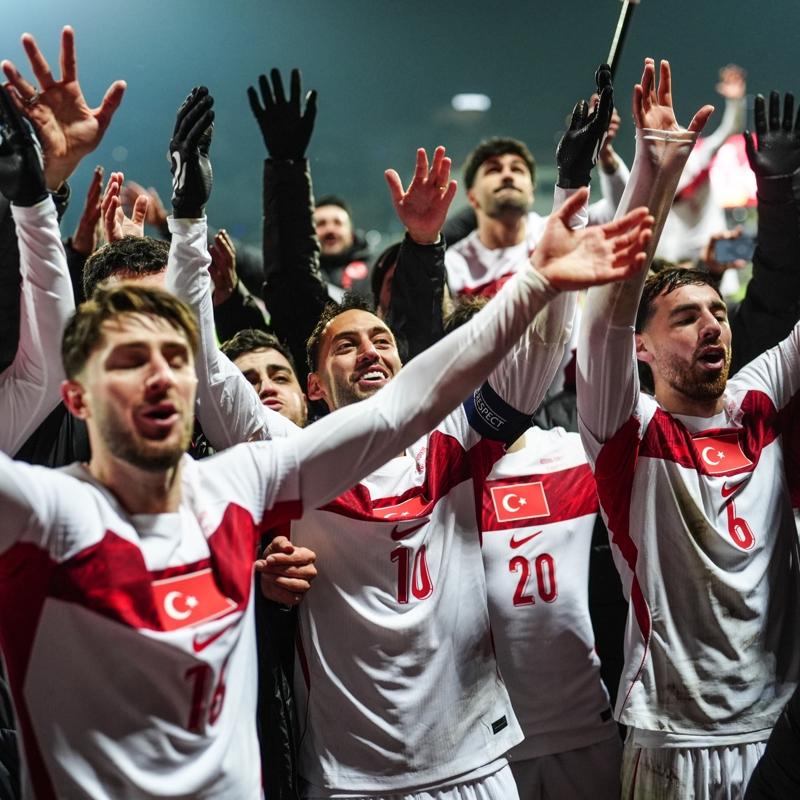 D�nyalar bizim oldu