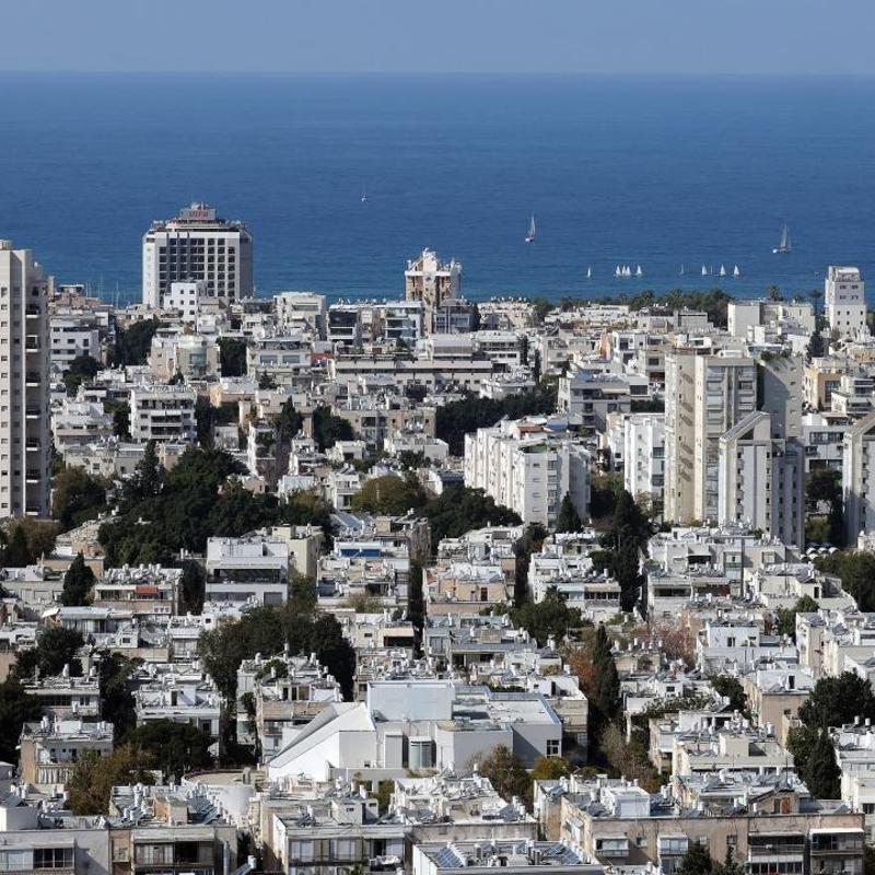 �srail pasaportunu yakm��t�: E�itimliler gitti a��r� siyonistler geldi