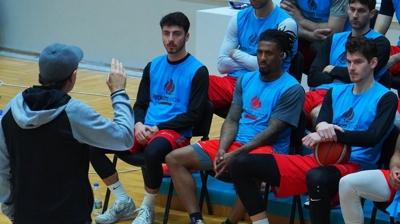 Alia�a Petkimspor'da teknik heyet tamamen de�i�ti