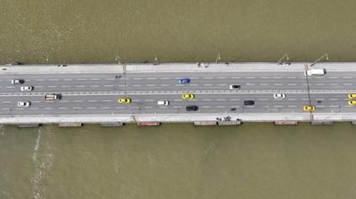 Hali�'te suyun rengi kahverengiye d�n��t�