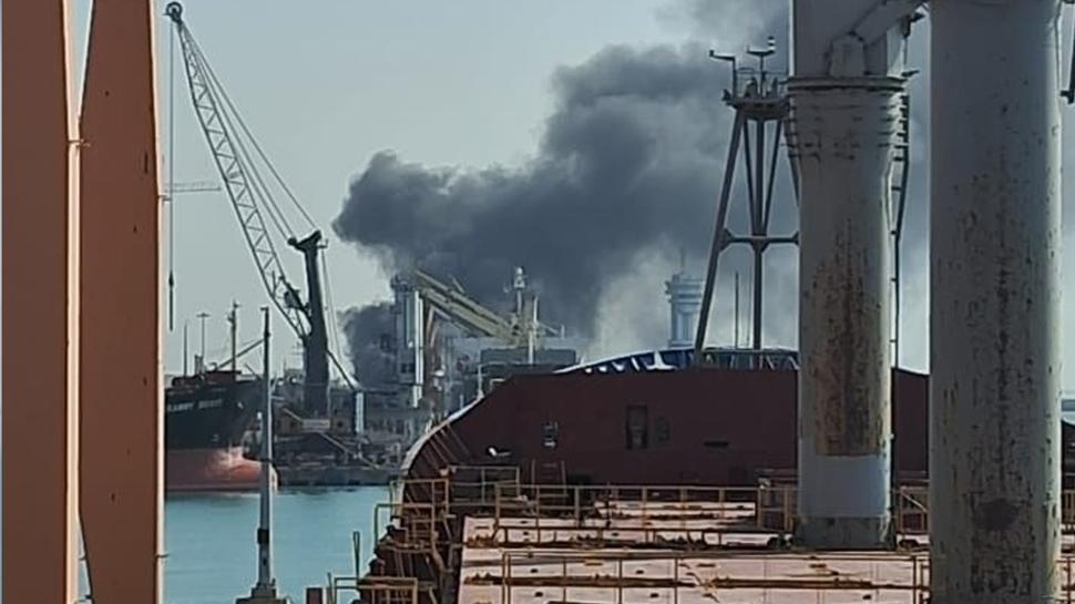 ABD/İsrail - İran savaşında 34. gün... Hürmüz Boğazı'ndaki iskeleler hedef alındı