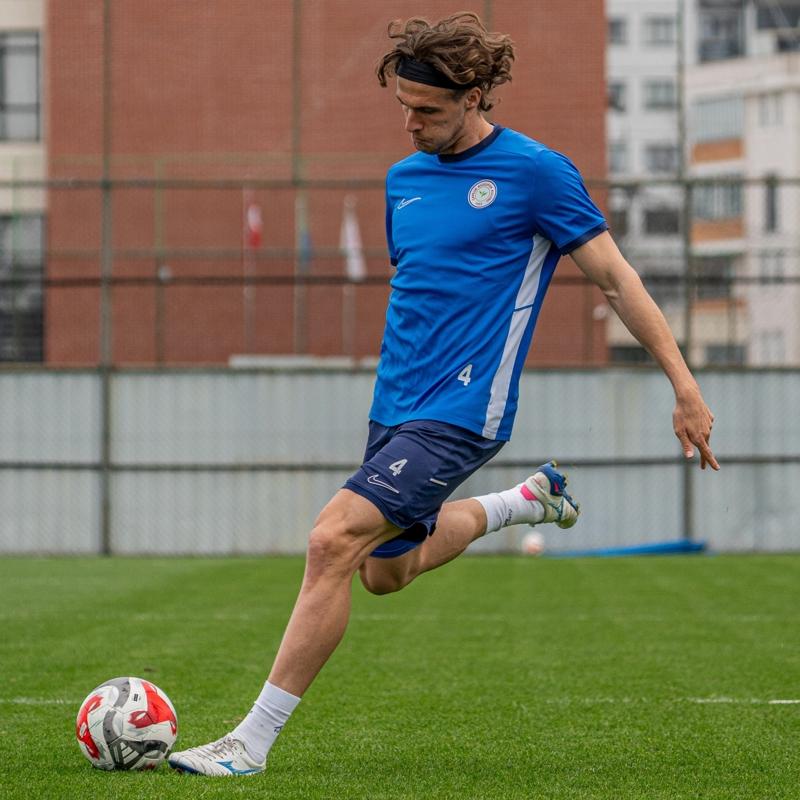 �aykur Rizespor'da Fatih Karag�mr�k mesaisi s�r�yor