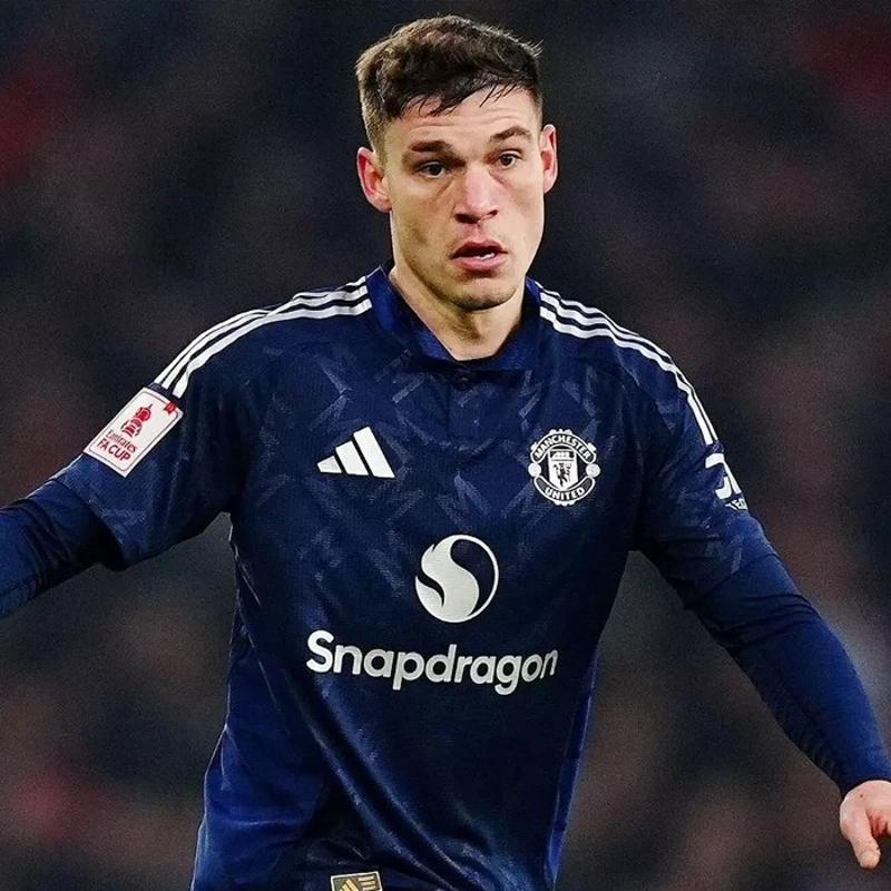 Galatasaray'a transfer m�jdesi! Manuel Ugarte i�in s�cak geli�me