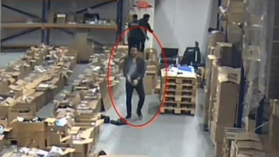 Havaliman�nda ba�lar�n� yakan g�r�nt�... 4 adrese operasyon 