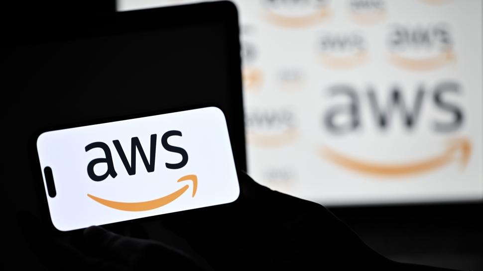 İran'dan ABD'li şirketlere darbe: Amazon'un bulut merkezi hedef alındı