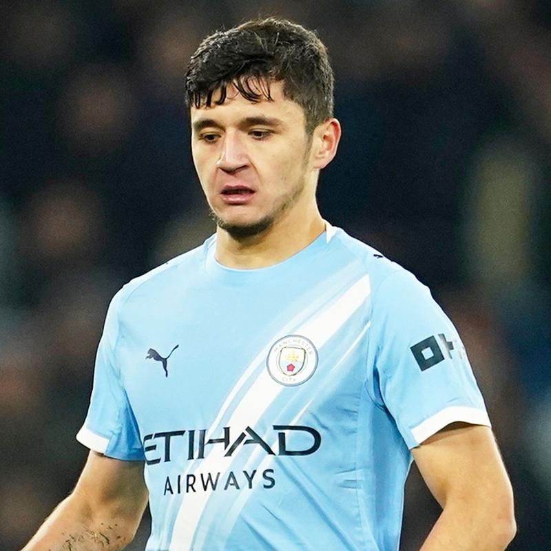 Manchester City'de ay�n oyuncusu Khusanov