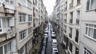 �stanbullunun otopark �ilesi: Hem vakit hem yak�t kayb�