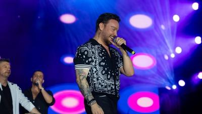 Sinan Ak��l'dan Milli Tak�m i�in D�nya Kupas�'na �zel �ark�!