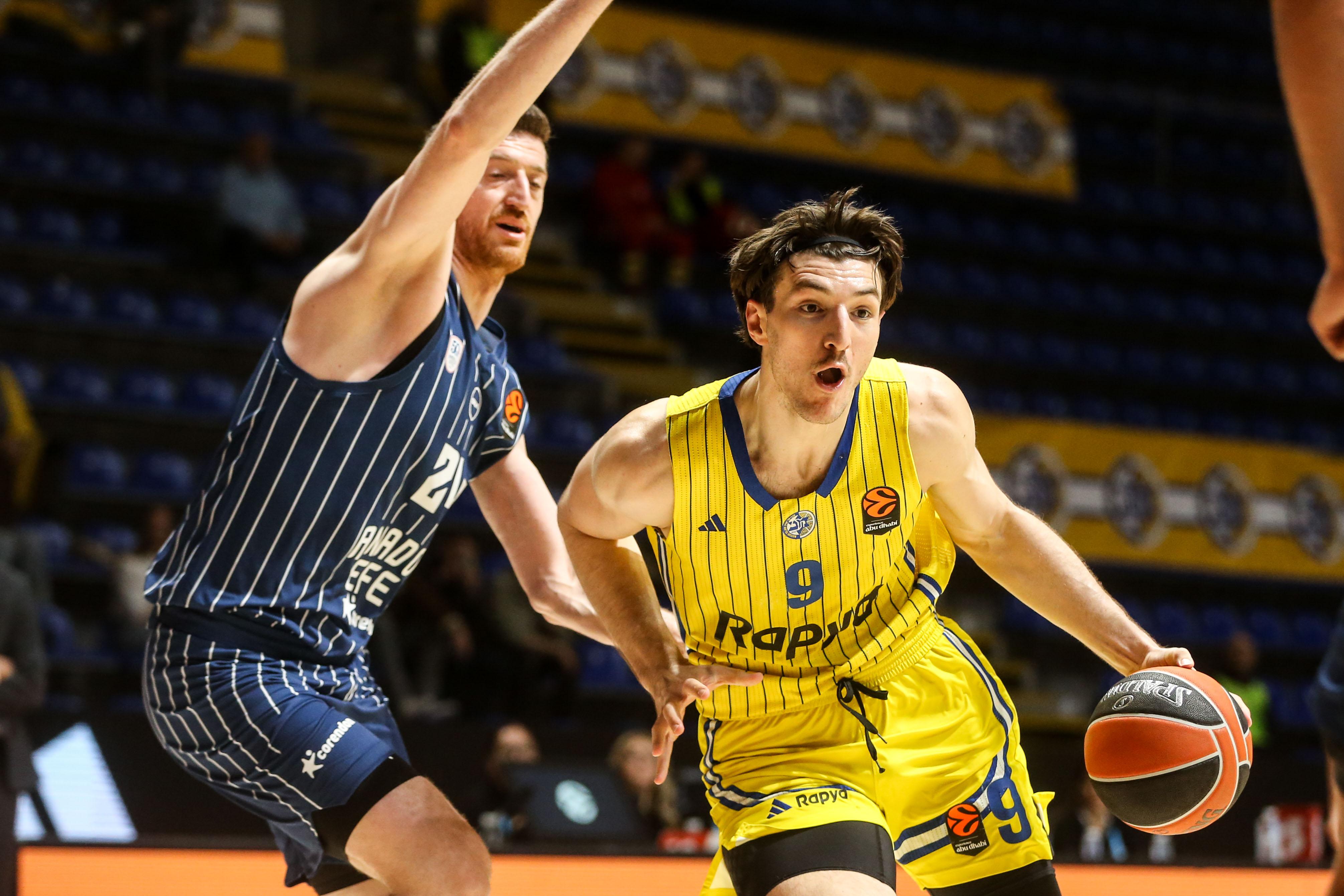 Anadolu Efes, Maccabi kar��s�nda kay�p