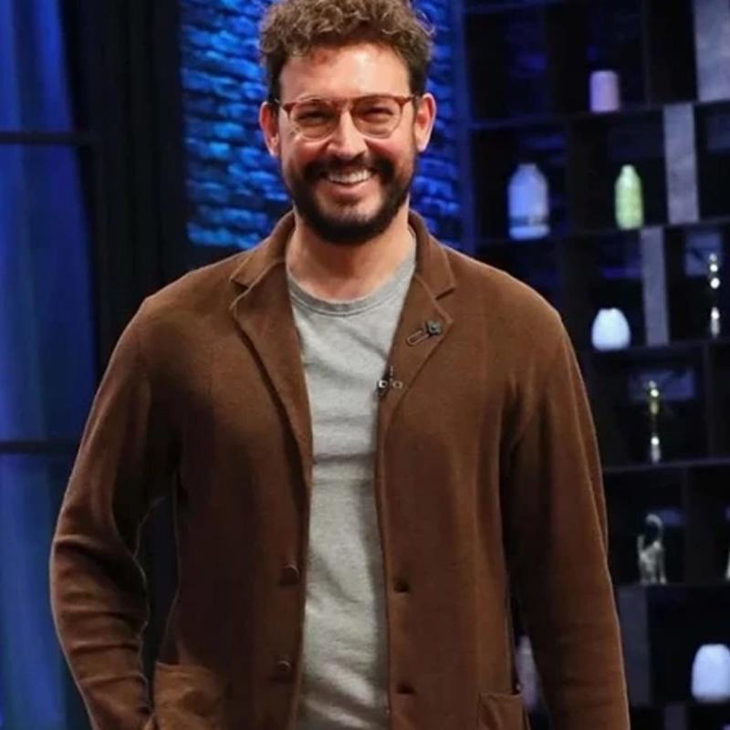 Restoran�nda fiyat tart��mas� ba�lad�! Sosyal medya kar��t�