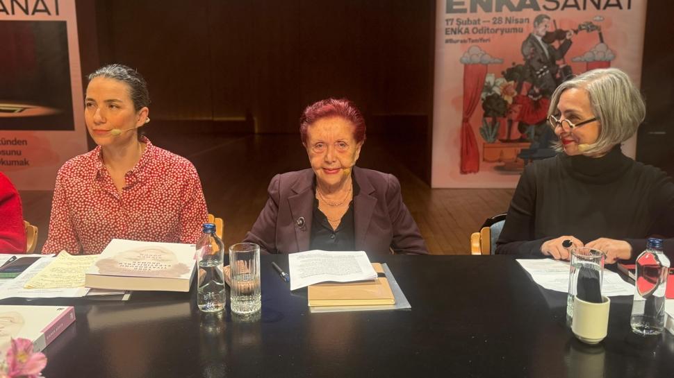  Ele�tiri, tiyatronun kendisini yenilemesine imk�n sa�l�yor 