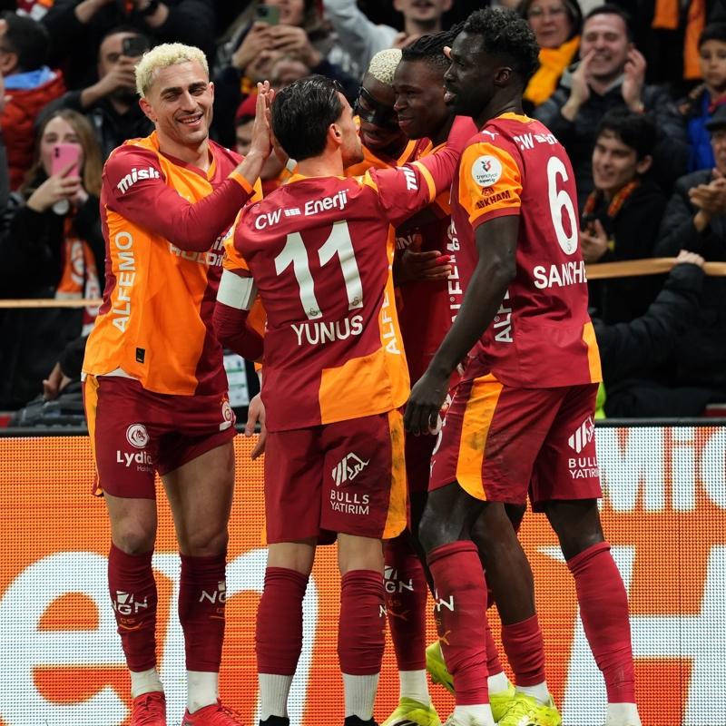 Galatasaray, Trabzon viraj�nda! ��te Aslan'�n eksikleri...