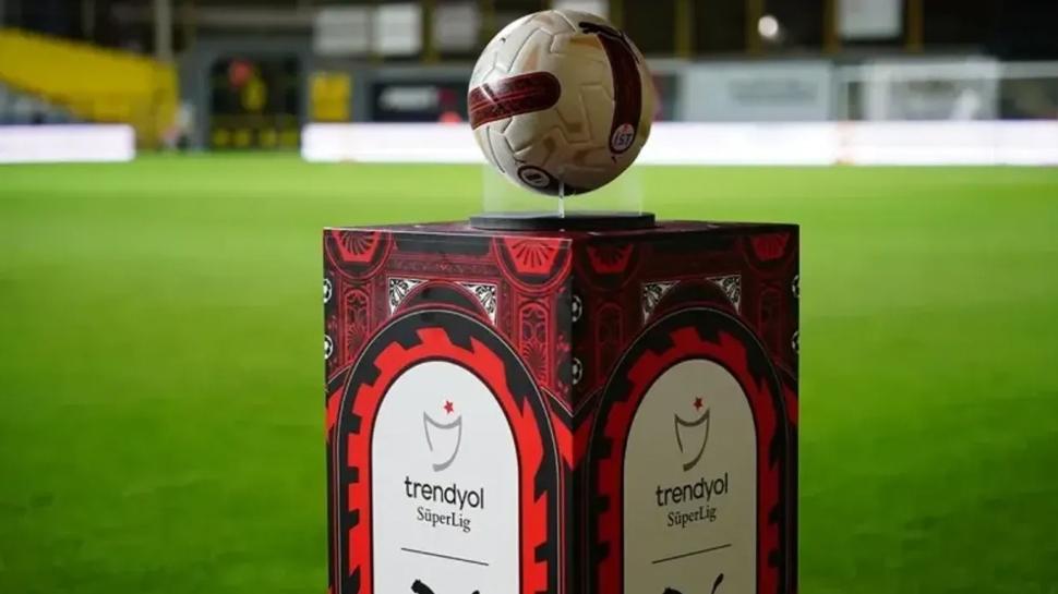 Süper Lig'de 28. hafta başlıyor! İşte maç programı...