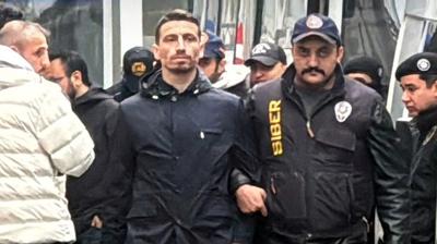 Futbolda bahis soru�turmas�: Mert Hakan Yanda� tahliye edildi