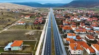 �� il�e birbirine ba�land�! 53 km'lik yol 35 dakikaya d��t�