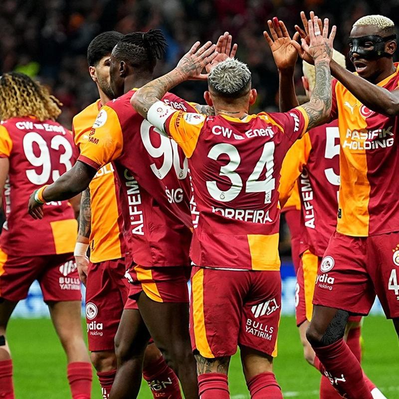 Trabzonspor kafilesi a��kland�! Galatasaray'da 3 �nemli eksik