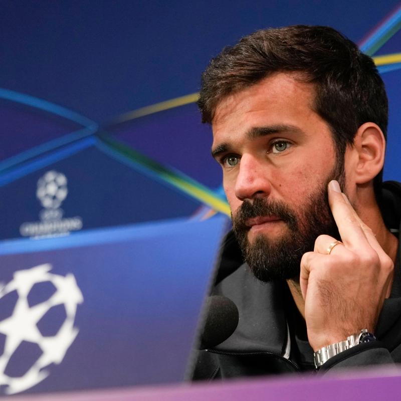 Alisson'dan sakatl�k iddialar�na yan�t