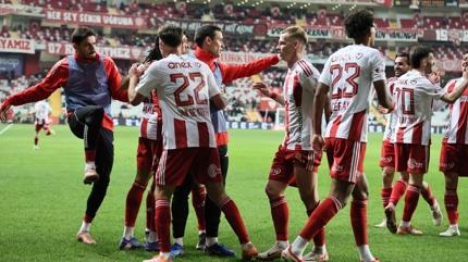 Antalyaspor evinde Ey�pspor'u a��rlayacak