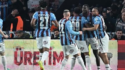 Derbide Paul Onuachu sahnede! Bu sezon bir ilk...