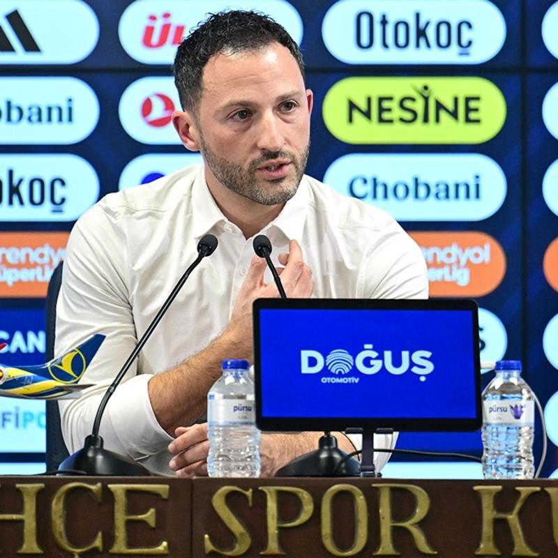 Domenico Tedesco'dan orta saha vurgusu! 'Bu tarz ma�larda en �nemli yer...'