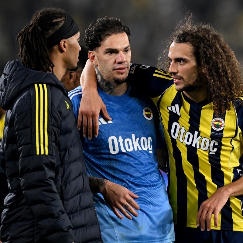 Fenerbah�e, 7 ma� sonra kalesinde gol g�rmedi