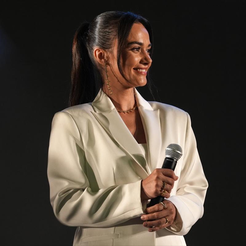 Hande Soral'dan Gassal itiraf�: �Ba�kas� oynasa k�skan�rd�m�