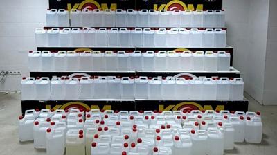 Adana'da ka�ak i�ki operasyonu: Binlerce litre etil alkol ele ge�irildi
