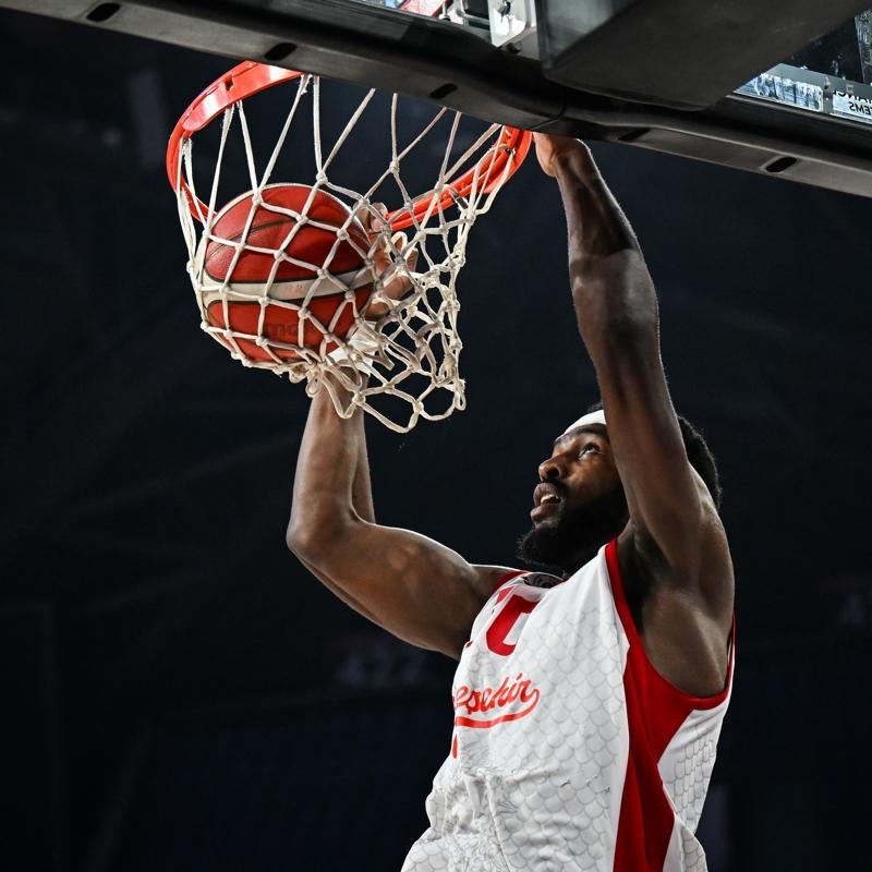 Bah�e�ehir Koleji'nden 112 say�l�k galibiyet