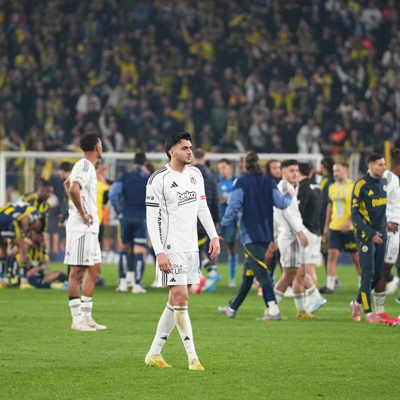 Be�ikta�, ligde sezonu derbi galibiyeti olmadan kapatt�!