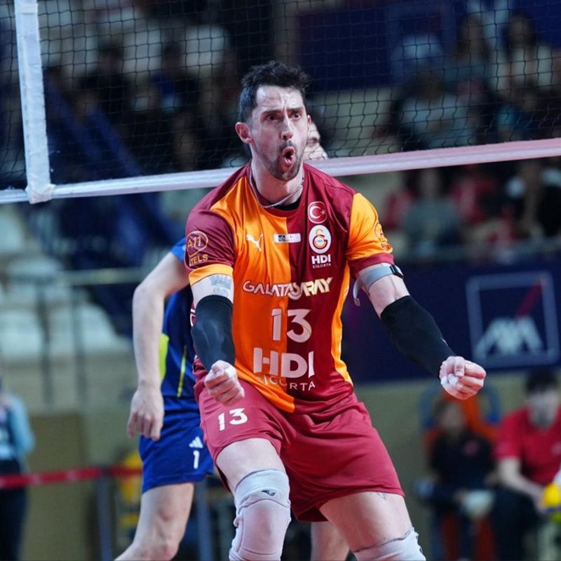 Galatasaray HDI Sigorta derbi galibiyetiyle finale y�kseldi