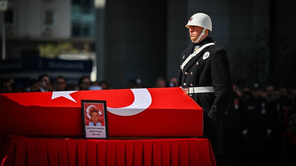 Şehit polis memuru Seçkin Yalçın için emniyette tören düzenlendi