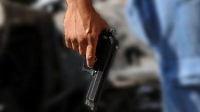 Başakşehir'de silahlı saldırı! Şüpheli aranıyor