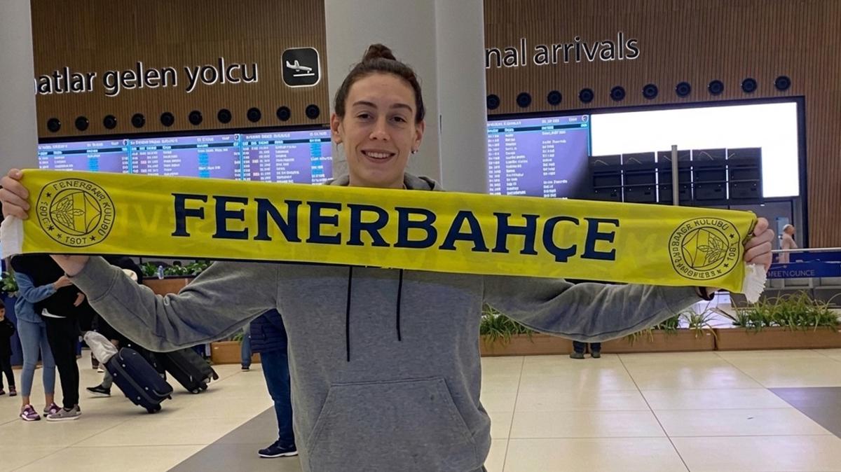 fenerbah�e opet kad�n basketbol tak�m� breanna stewart foto�raflar� resimleri
