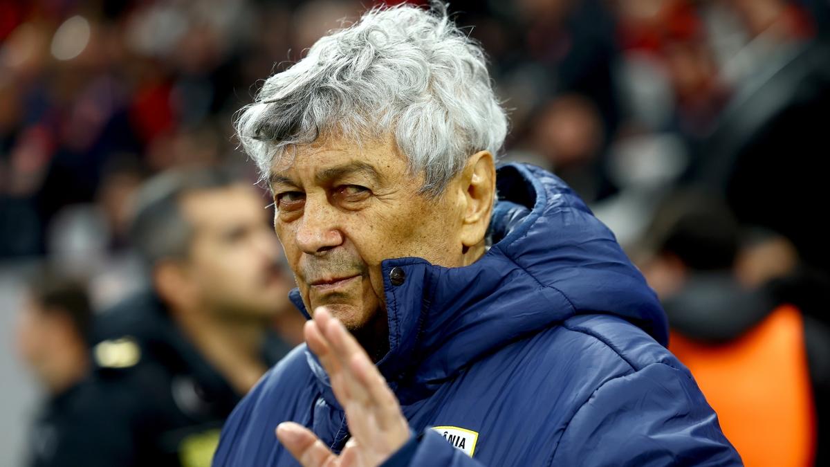 mircea lucescu futbol teknik direkt�r foto�raflar� resimleri