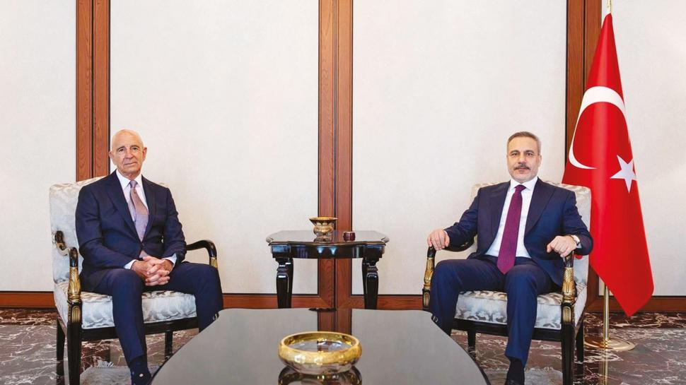 Barrack'� kabul etti Arak�i'yle g�r��t�