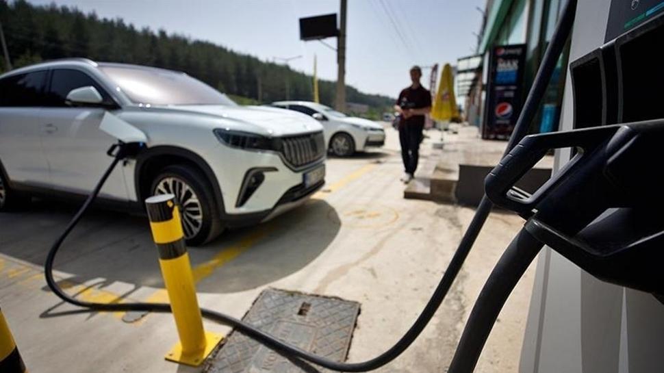 Elektrikli ve hibrit araçlara yoğun talep