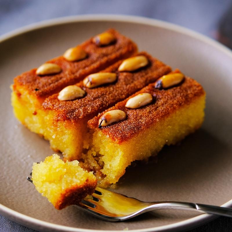 Ev yap�m� revani tarifi! �erbeti a�z� suland�r�yor