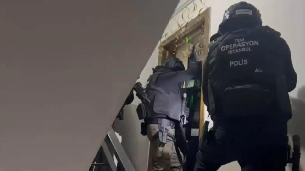 �stanbul'da DEA� operasyonu: 17 ��pheli g�zalt�nda