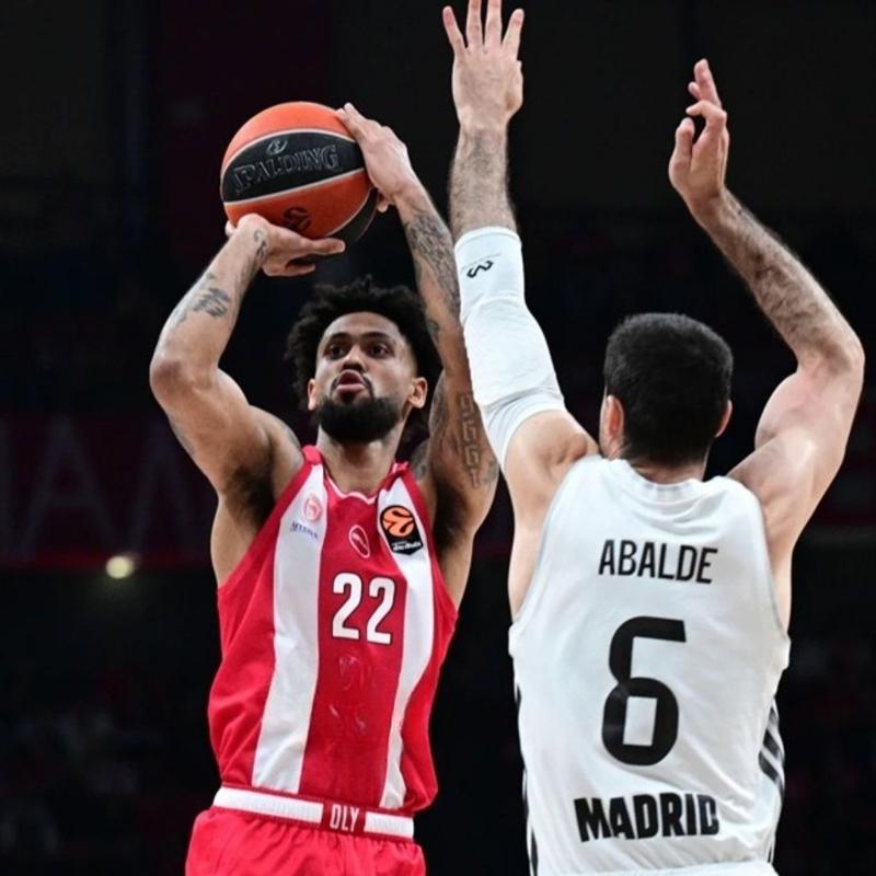 Olympiakos, Euroleague'de play-off'u garantiledi