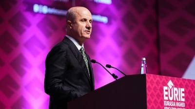 Y�K Ba�kan� �zvar: Dijital d�n���m ve yapay zekan�n �neminin fark�nday�z