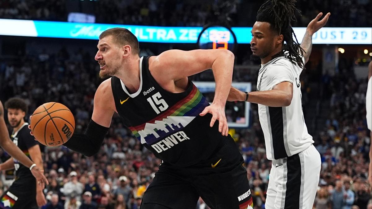 NBA Nikola Jokic triple-double Denver Nuggets New York Knicks foto�raflar� resimleri