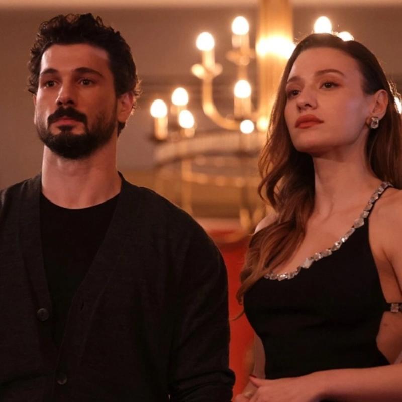 Yeralt�'n�n y�ld�z� �ocukluk foto�raf�n� payla�t�, sosyal medya y�k�ld�!