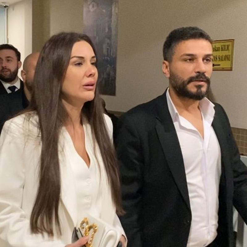 Yine bo�an�yorlar! Hakaretler havada u�u�tu