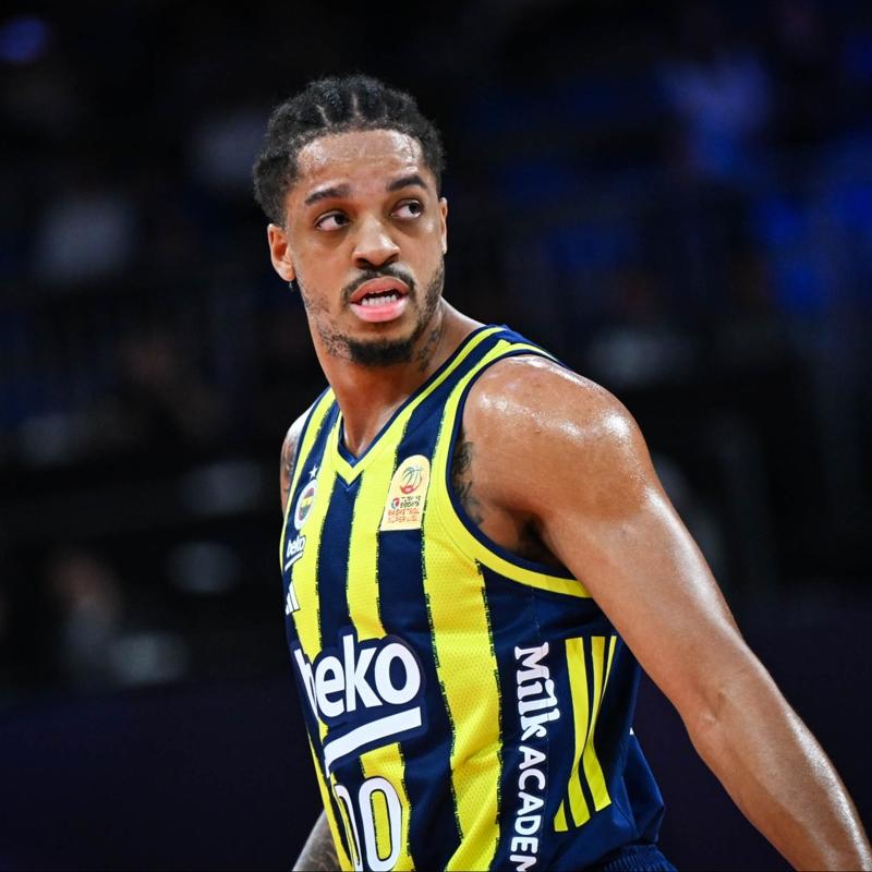 Fenerbah�e Beko play-off i�in parkeye ��k�yor
