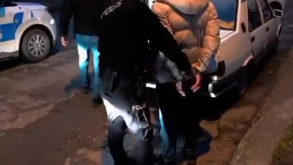 Kopya şebekesine suçüstü operasyon: 5 gözaltı