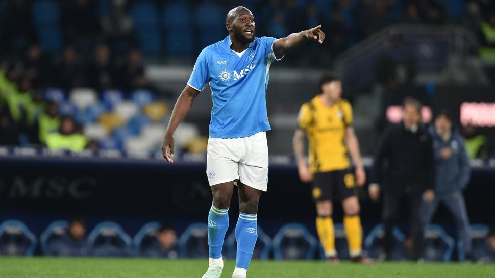 Lukaku koptu geliyor