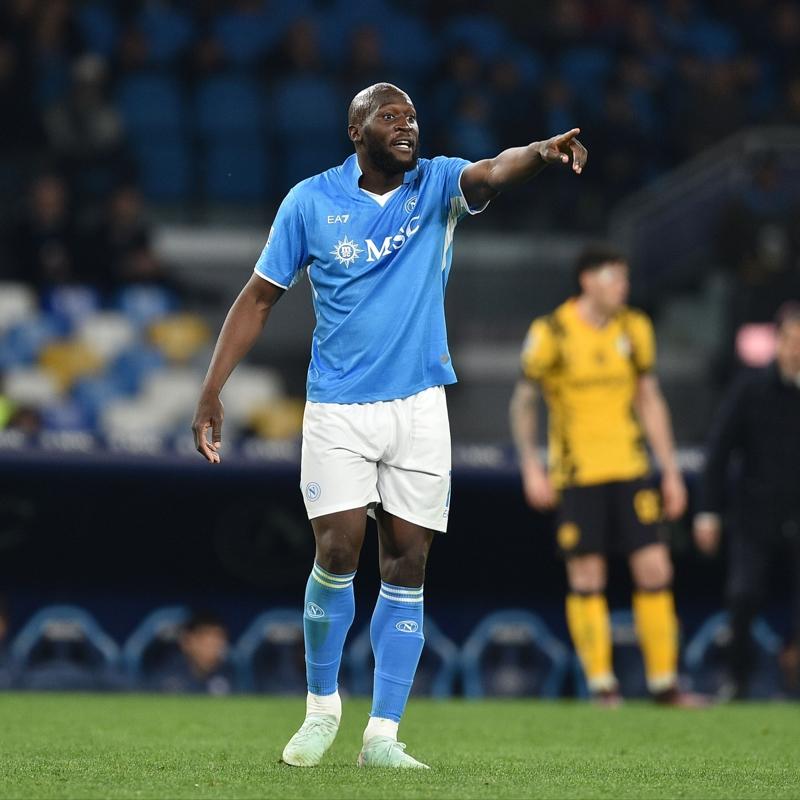 Lukaku koptu geliyor